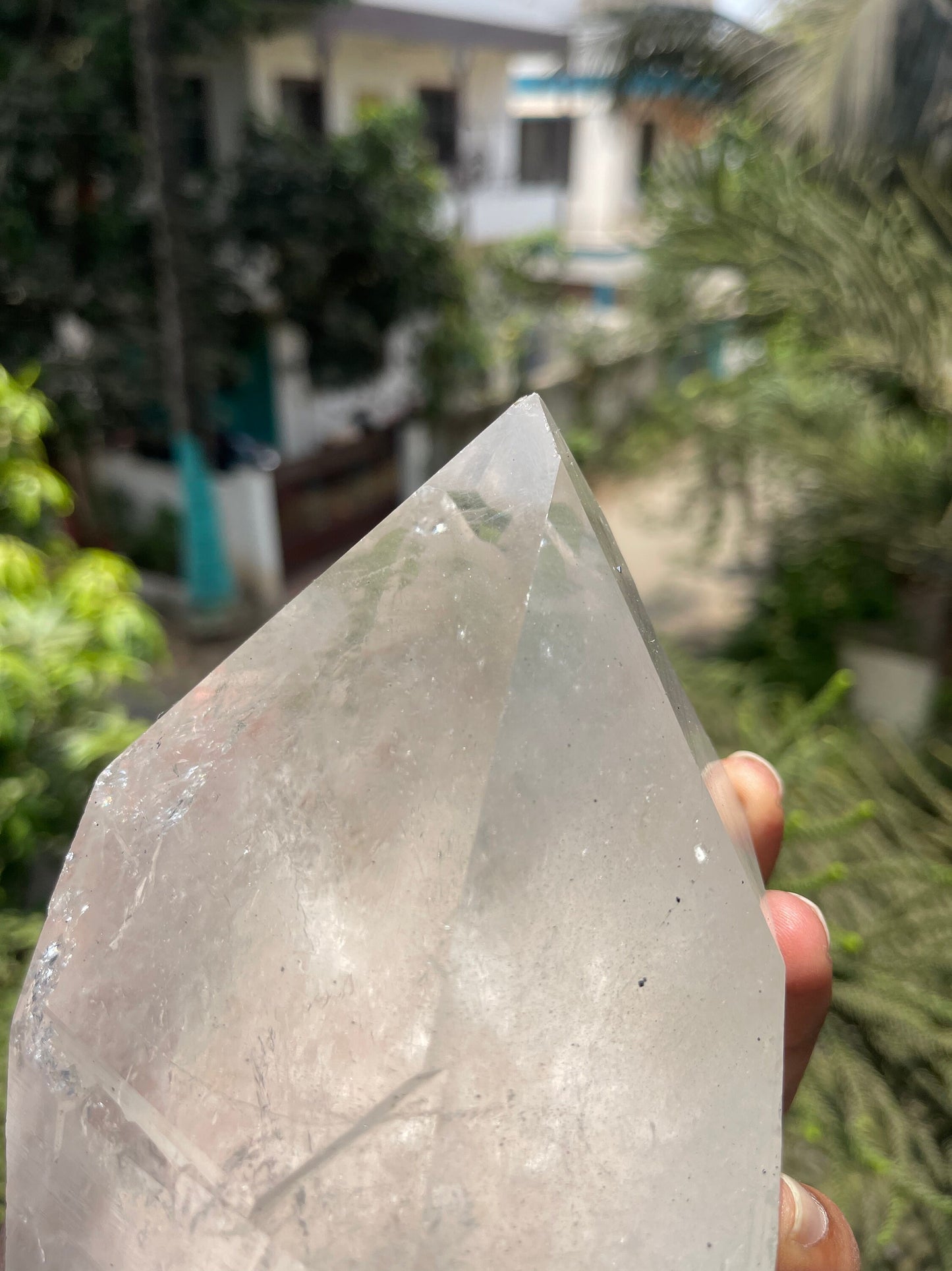 Himalayan quartz crystal 1.7kg