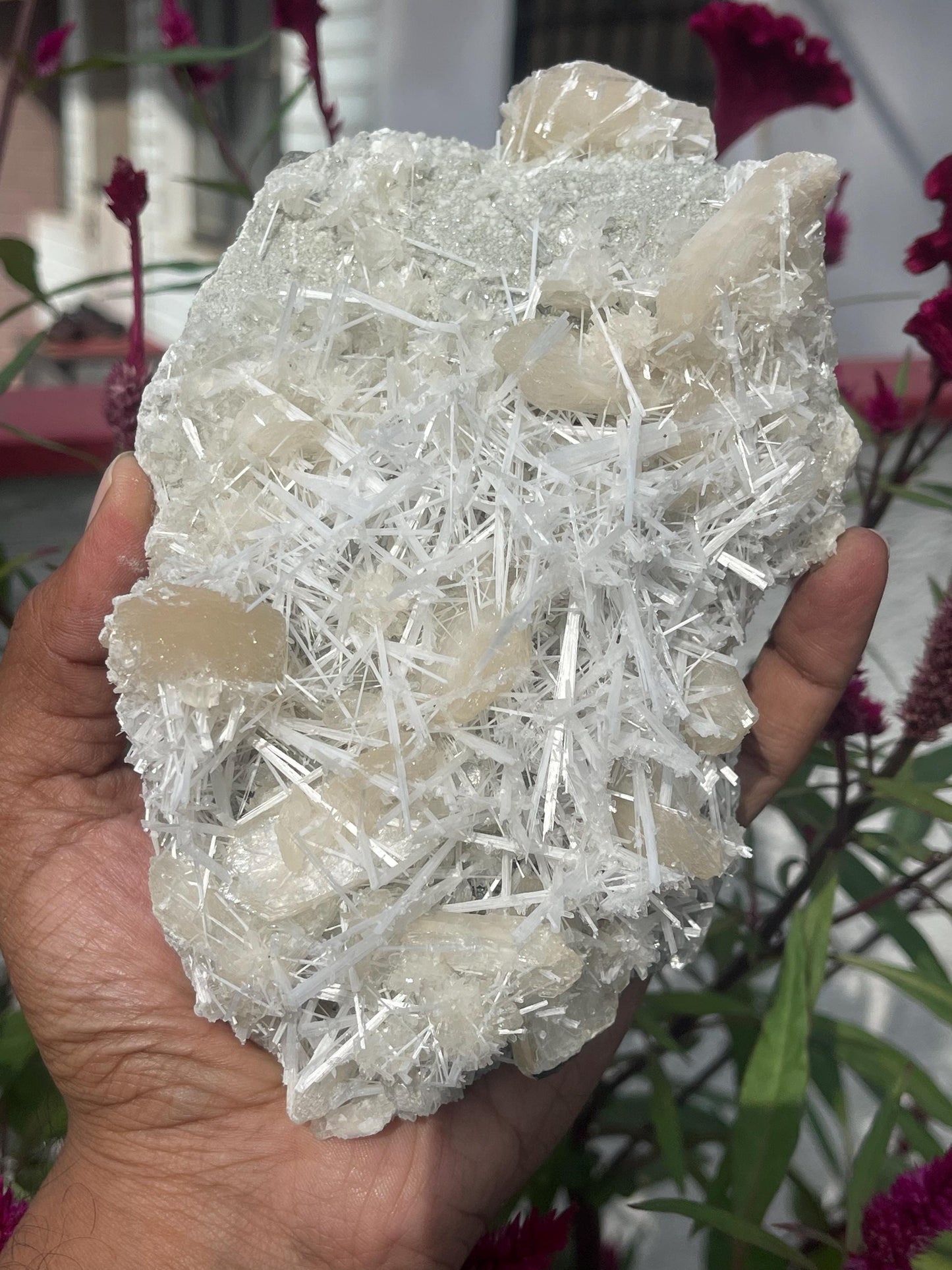 Glossy scolecite spray with stilbite on chalcedony matrix