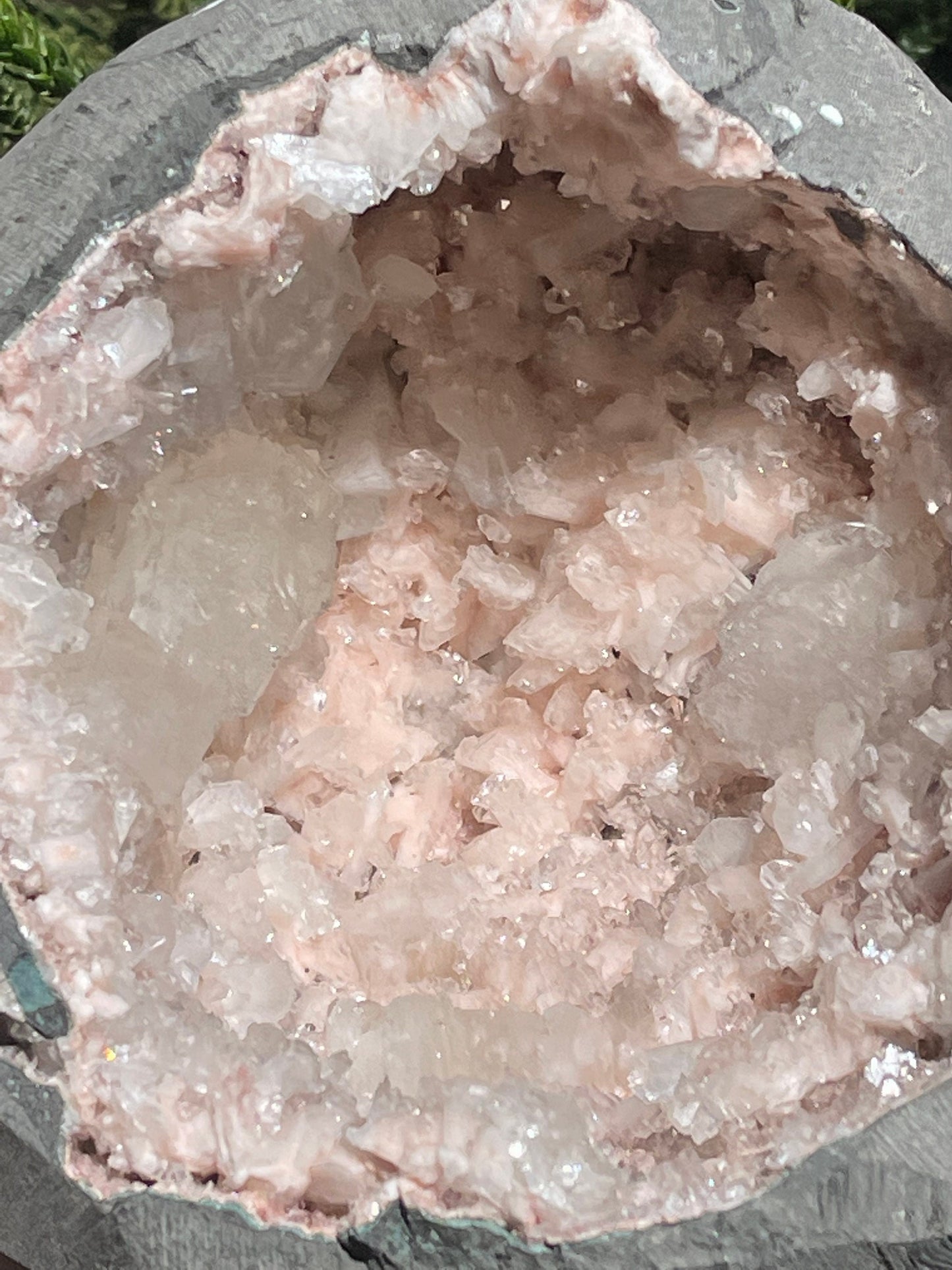 Orange heulandite patel’s with apophyllite crystals geode natural minerals