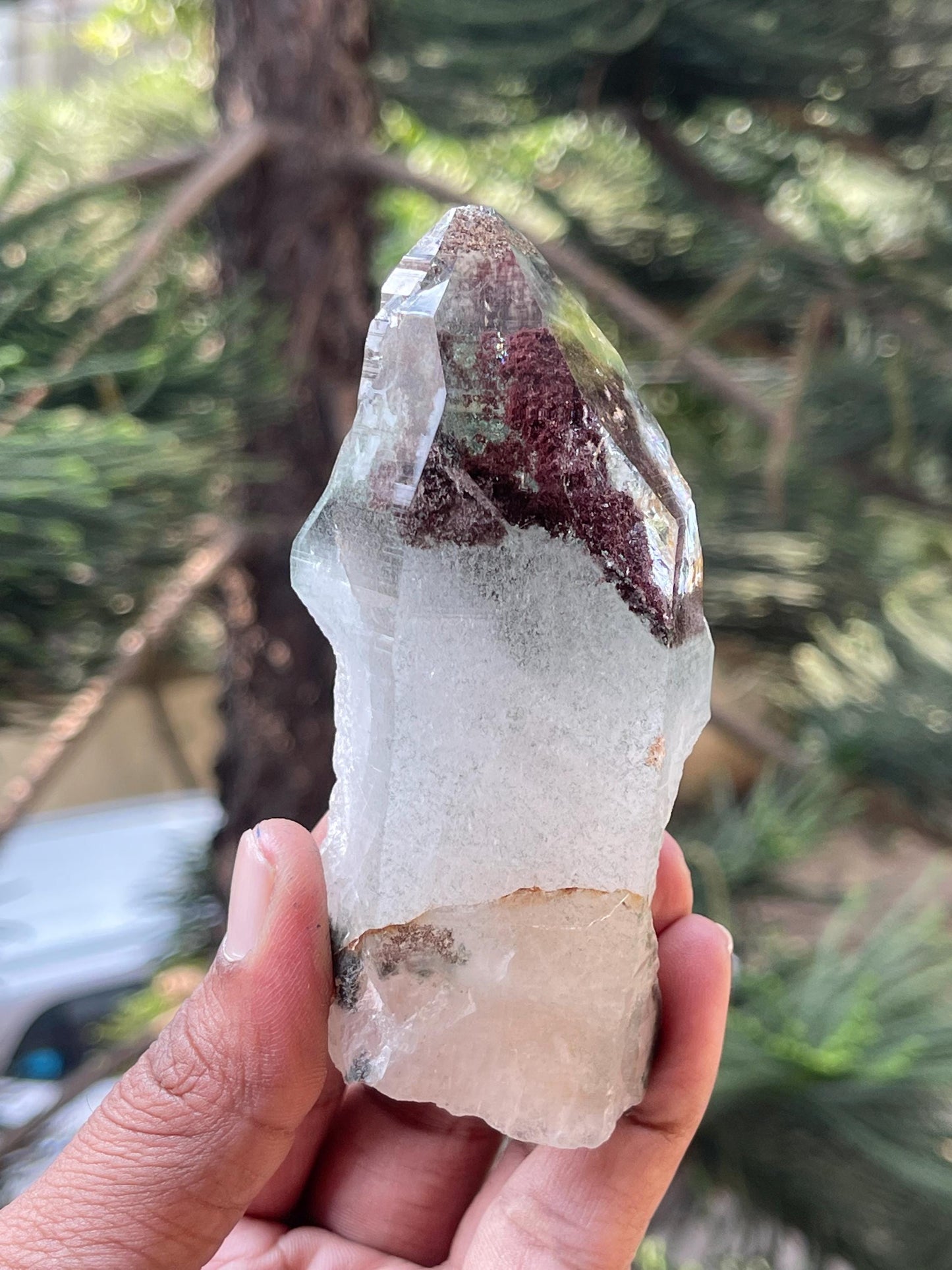 Green chloride quartz crystal