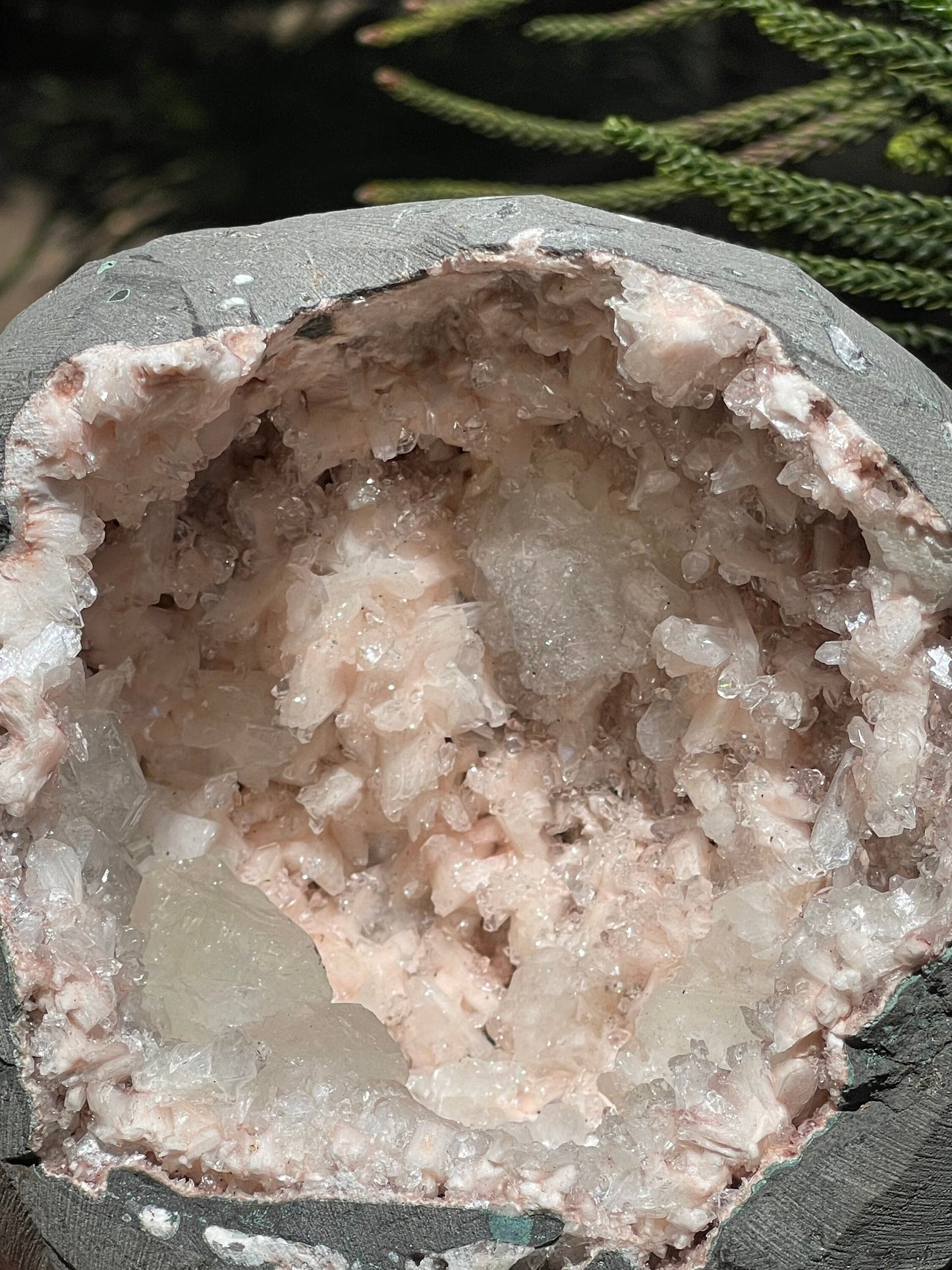 Orange heulandite patel’s with apophyllite crystals geode natural minerals
