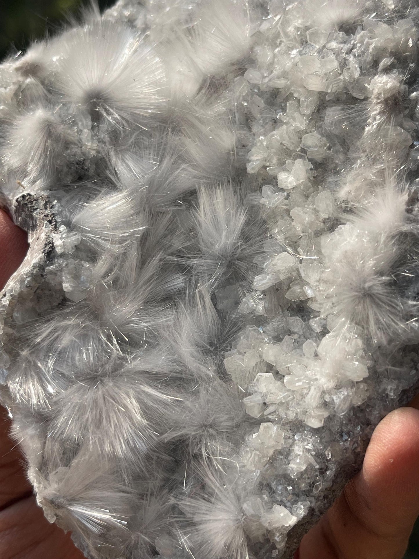 new find mesolite flowers on heulandite matrix