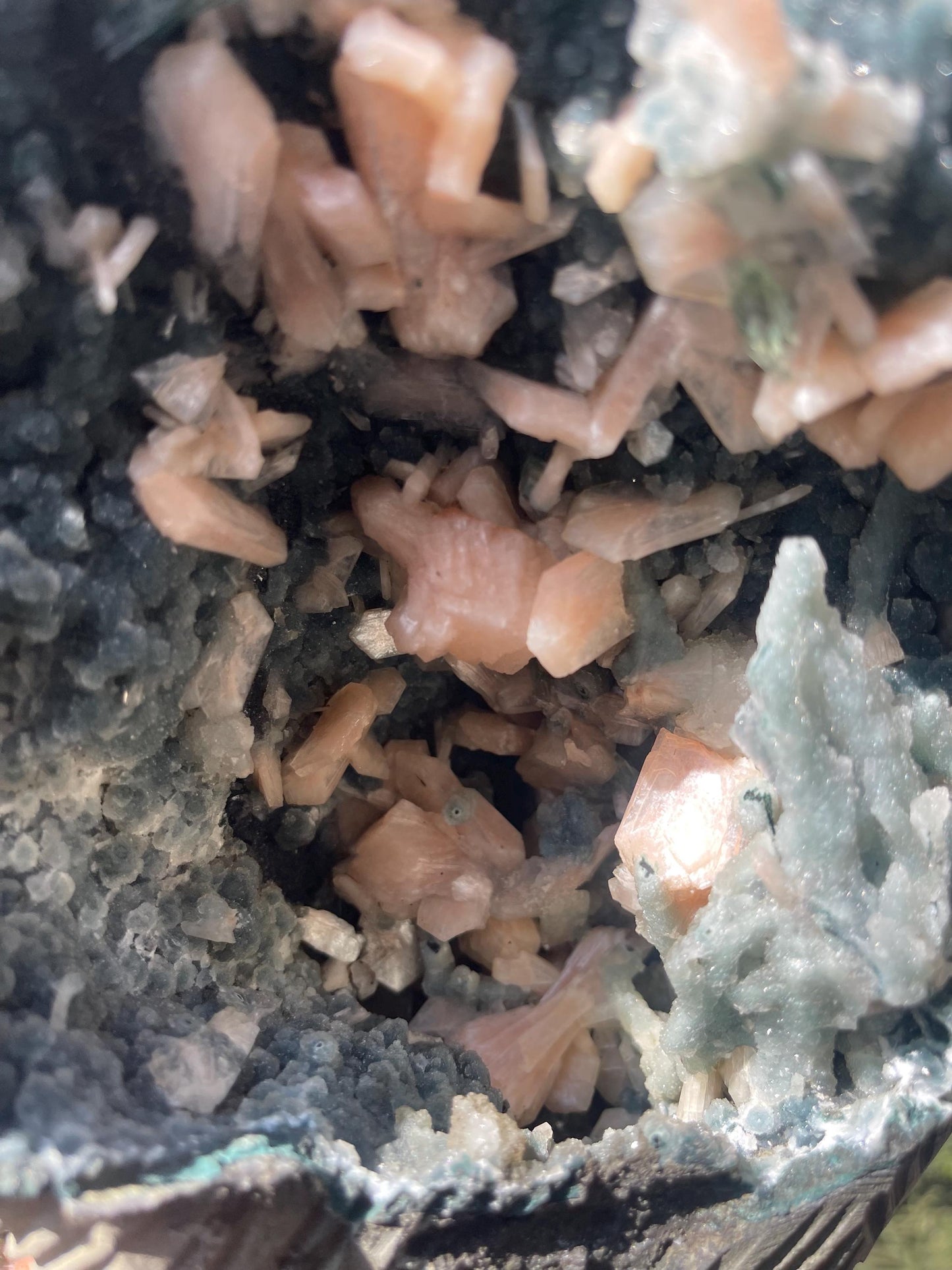 Heulandite, Stilbite & Green Apophyllite on Black Coral Geode