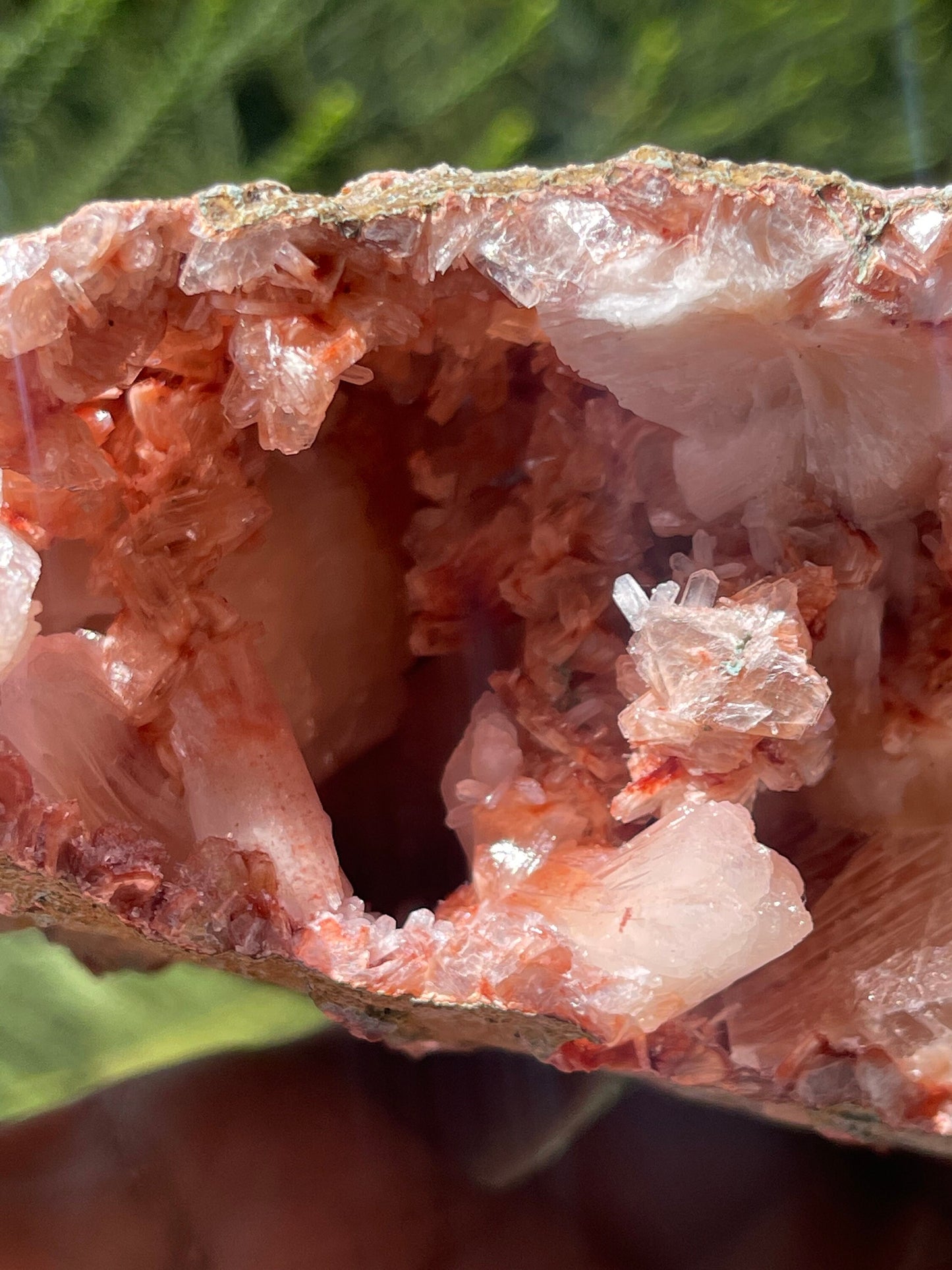 RARE Formation of red heulandite stilbite with calcite geode