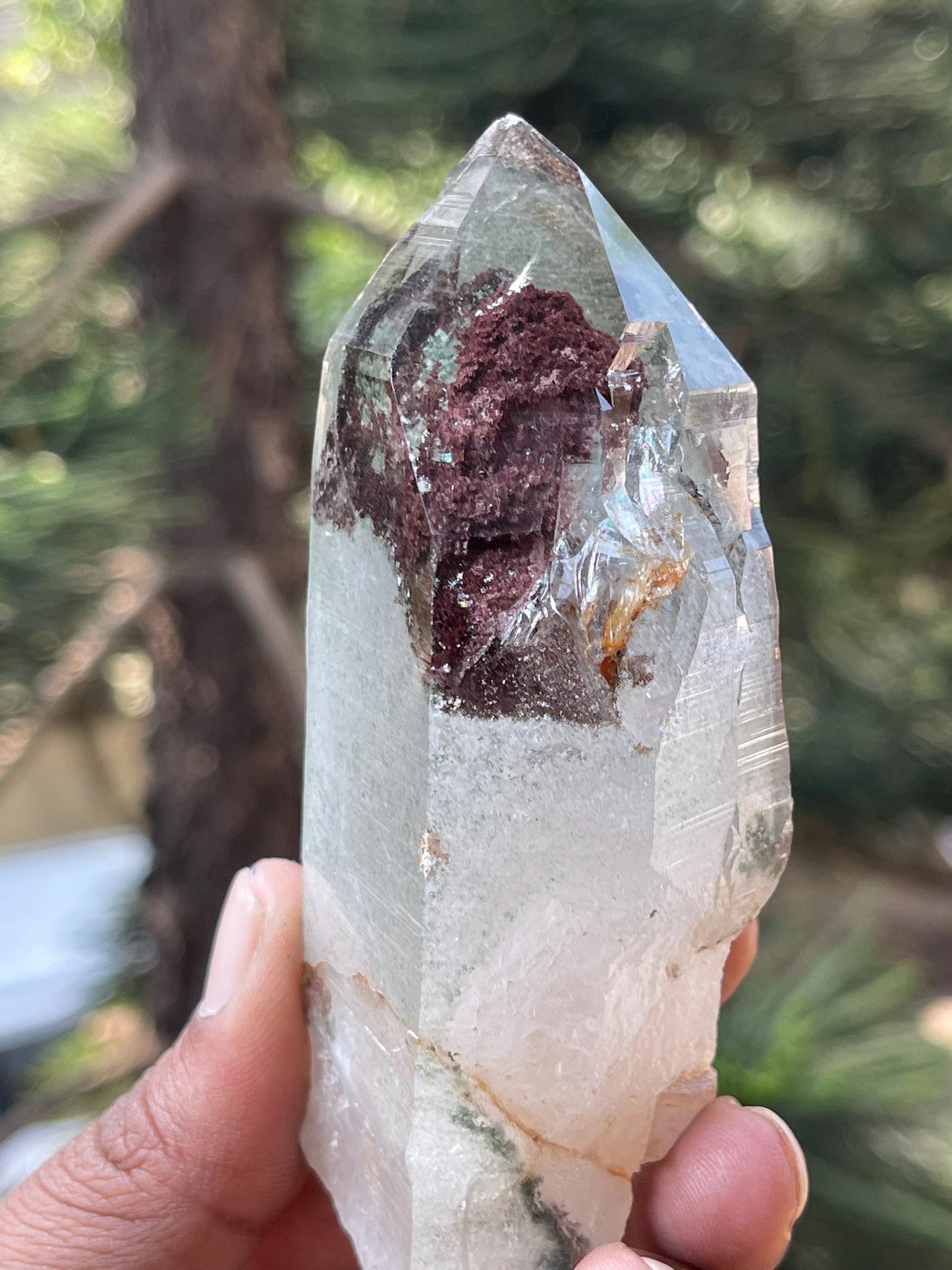Green chloride quartz crystal