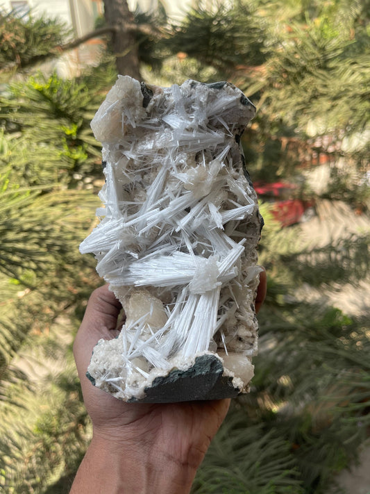 Shiney scolecite spray with stilbite/heulandite base
